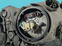 Reflektor prawy lampa przód Kia Cerato EUROPA