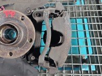 Zacisk przód prawy Vw Passat B8 2.0 tdi