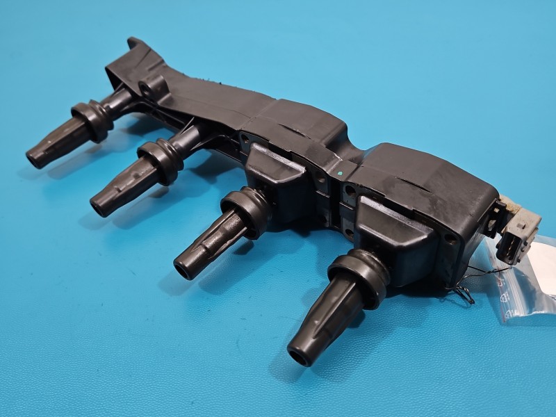 Cewka zapłonowa Peugeot 206 9636337880 1.6 16V Peugeot, Europejska, VALEO 4PIN