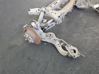 Tylna belka oś tył Nissan Qashqai I J10 06-13 1.6 16V (HR16DE)