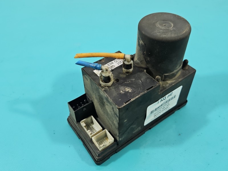 Pompka centralnego zamka Audi A3 8L 8L0862257E Producent części: Audi, Europejska