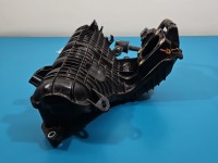 Kolektor ssący Toyota Auris II 1.8 hybryda