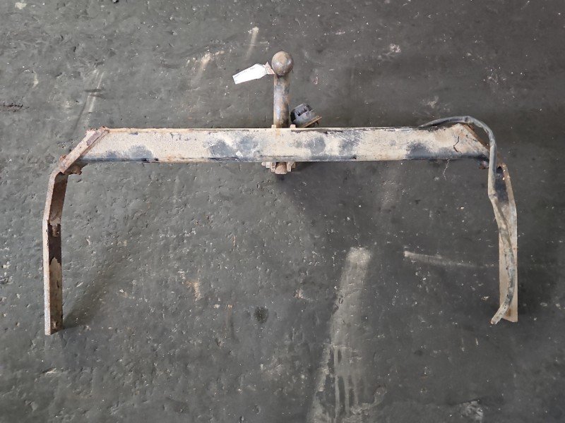 Hak holowniczy MAZDA 5 05- Hak holowniczy MAZDA 5 05-