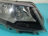 Reflektor prawy lampa przód Skoda Octavia III EUROPA