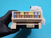 Skrzynka bezpieczników Toyota Auris II 89221-02480