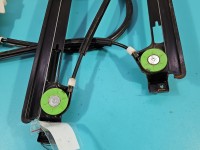 Podnośnik przód prawy SZYBY WINDA 5P0837402J Seat Toledo III Producent części: Seat, Europejska 5d HB