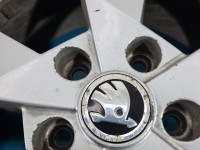 alufelgi felgi 17" komplet Skoda Octavia III R17 Szerokość felgi: 7.0", Rozstaw śrub: 5x112, imprk1588940, Waga produktu z...
