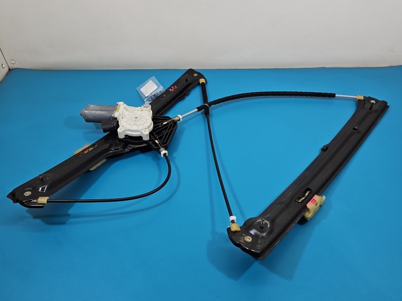 Podnośnik przód prawy SZYBY WINDA BMW X5 F15 Producent części: BMW, 5PIN 7322748 5d