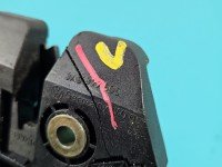Zamek klapy tył 3A9827505 Vw Passat B4 kombi Volkswagen, Europejska, 2 pin , pęknięta plastikowa obudowa