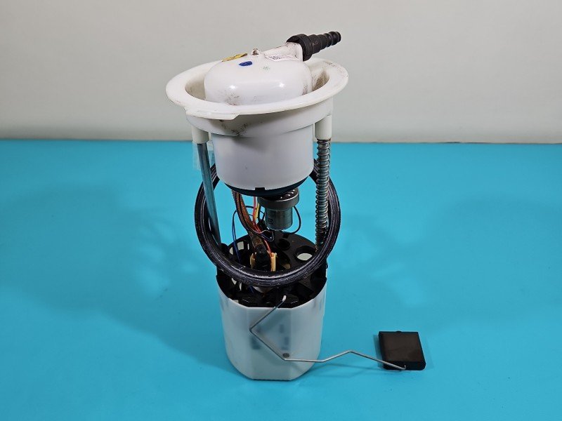 pompka Pompa paliwa AUDI Q5 08- 2.0 TFSI 8R0919051F, A2C80775900 Producent części: Audi, 4+3 PIN pompka Pompa paliwa AUDI Q5 08- 2.0 TFSI 8R0919051F, A2C80775900 Producent części: Audi, 4+3 PIN