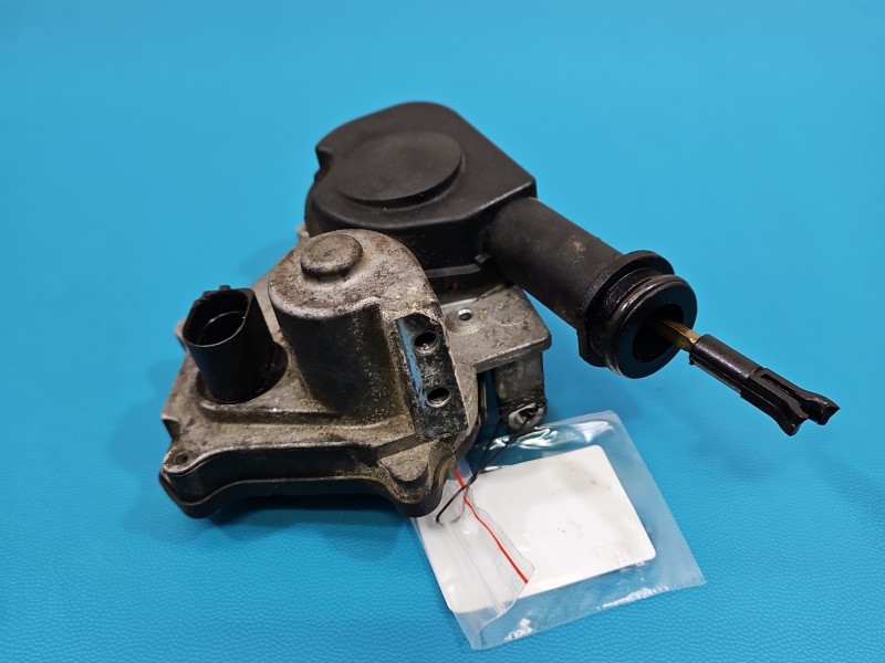 Nastawnik klap kolektora Audi A3 8P 2.0 FSI 2900308501