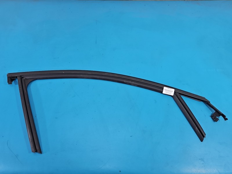 Uszczelka drzwi przód prawa Opel Grandland