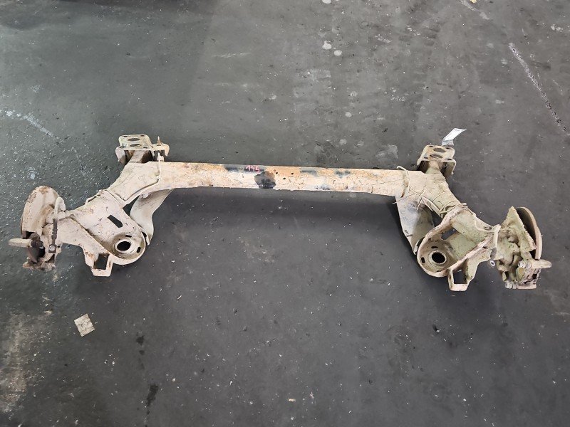 Tylna belka oś tył Skoda Octavia I 2.0 8V wiel Tylna belka oś tył Skoda Octavia I 2.0 8V wiel