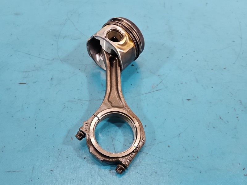 Tłok Audi A4 B7 3.0 tdi BKN 204KM