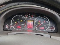 Licznik Audi A6 C5 4B0920933J 3.0 V6 EUROPA
