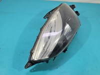 Reflektor prawy lampa przód Renault Scenic III EUROPA