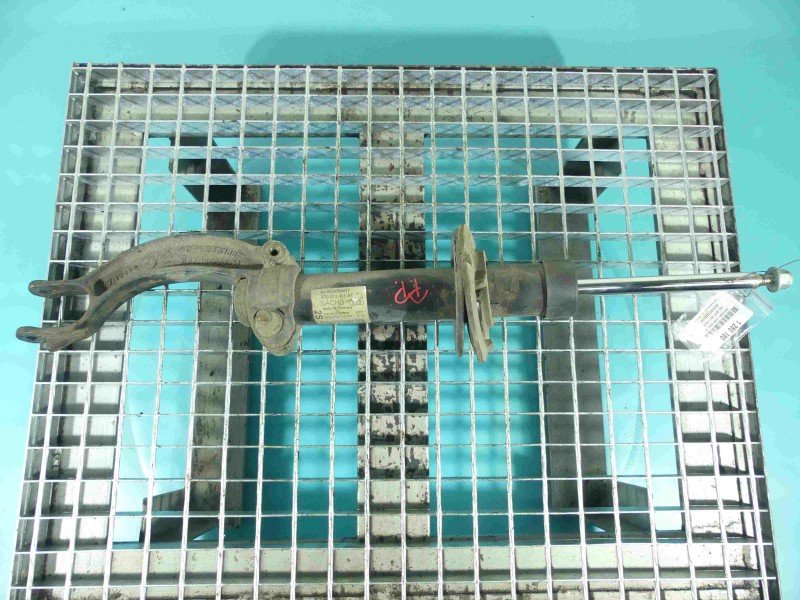 Amortyzator przód prawy przedni Audi A5 8T