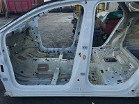 Próg lewy SŁUPEK ŚRODKOWY B Peugeot 3008 II HB 5d białyKWED
