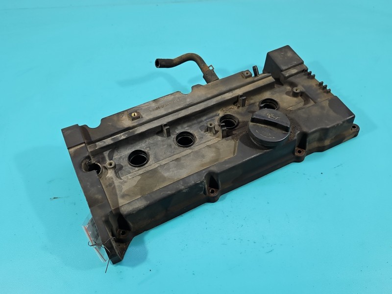 Pokrywa zaworów Hyundai Matrix 1.6 16V