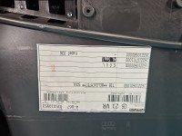 Tapicerka drzwi przód prawa boczek AUDI Q5 08-
