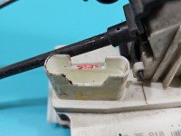 Zamek przód prawy 1697202835 Mercedes W169 EUROPA 4pin. Uszkodzone zapięcie trzymającej wtyczkę