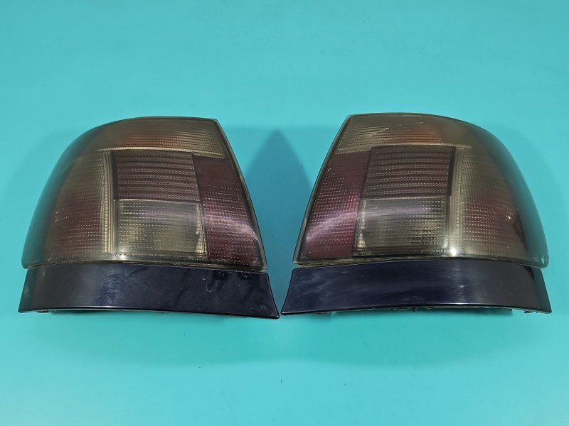 Lampa tył lewa błotnika Audi A4 B5 sedan EUROPA