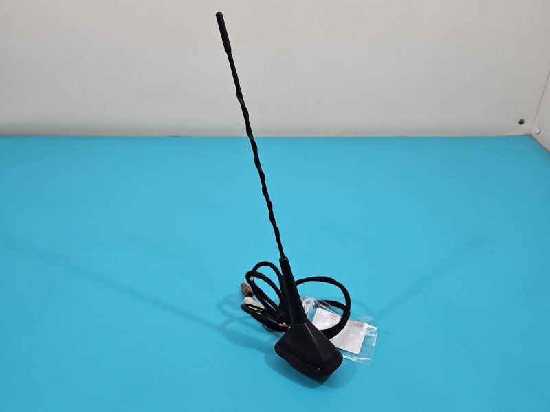 Antena Dacia Duster II 18- Antena Dacia Duster II 18-