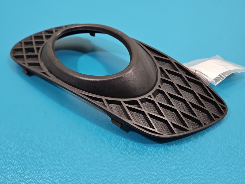 Zaślepka kratka zderzaka lewa atrapa Mercedes ML W164 A1648260124