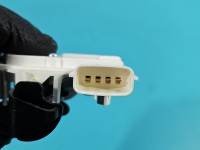 Siłownik klapki wlewu paliwa Mitsubishi Outlander III 12-