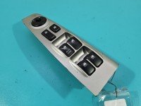 Przełącznik szyb Kia Sportage II 04-10 483493-1110 Producent części: KIA, Europejska, 4x szyba + lusterka EU