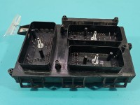 Skrzynka bezpieczników Opel Astra III H 13206748