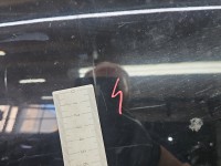 Maska przednia Mercedes W212 czarny 040U