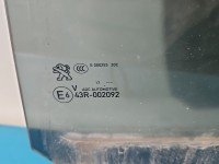 Szyba drzwi tył lewa Peugeot 3008 II HB