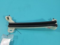 Mocowanie Europejska, prowadnica szyby tył lewy uchwyt Europejska, prowadnica szyby tył lewy Dacia Duster III 24- 822794882R