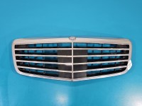 Atrapa grill Mercedes W211 A2118801883