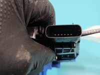 Zamek przód lewy 13407-05800, 81310-F2030 Hyundai Elantra VI 15-20 EUROPA Hyundai, 6pin, uszkodzone mocowania