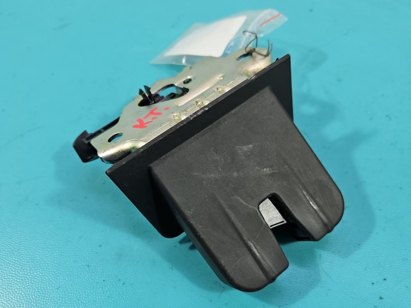 Zamek klapy tył 5F0827505 Cupra Formentor HB Europejska, 4pin