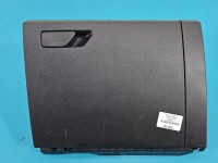 Schowek pasażera Skoda Scala 2019- EUROPA