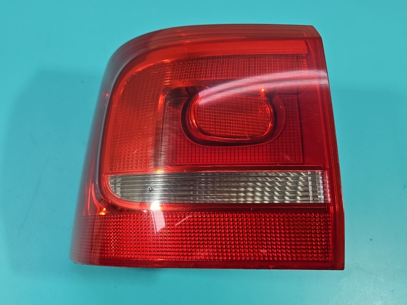 Lampa tył lewa błotnika Vw Touran I HB EUROPA