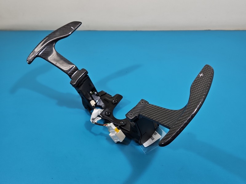 Przełącznik Maserati, Łopatki zmiany biegów karbon 3PIN Maserati Quattroporte VI 13- 670080032