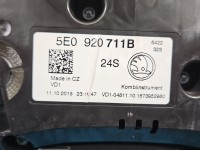 Licznik Skoda Octavia III 5E0920711B 1.6 TDI (CXXB) EUROPA