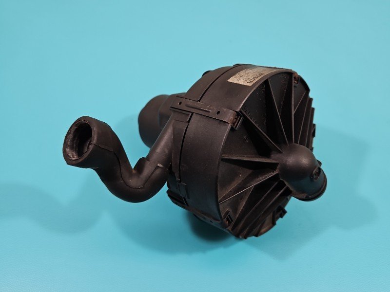 Pompka powietrza wtórnego Mercedes W221 A0001405185, 0580000026 5.5 V8 Pompka powietrza wtórnego Mercedes W221 A0001405185, 0580000026 5.5 V8