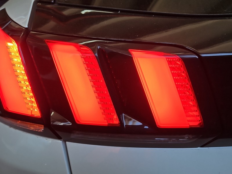 Lampa tył lewa Peugeot Peugeot 3008 II HB