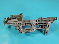 Mocowanie uchwyt Alternatora, pompy wtryskowej Audi A4 B9 04L903143D