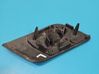 Zaślepka spryskiwacza lewa Peugeot 5008 9686182477