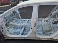 Próg lewy SŁUPEK ŚRODKOWY B Toyota Corolla E21 19- sedan 4d biały 040