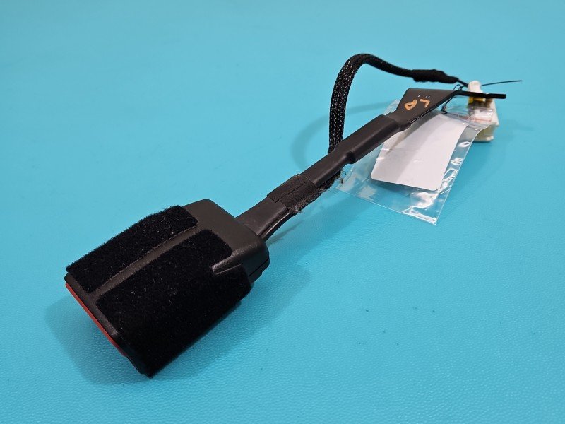 Pas bezpieczeństwa przód lewy kierowcy Opel Astra VI L 6479559ETB EU