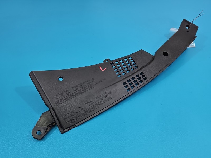 Listwa podreflektorowa Kia Optima IV 15-20 D492132210