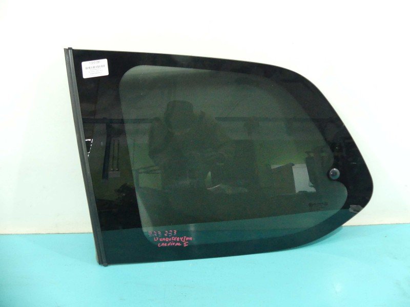 Szyba karoseryjna tył lewa Kia Carnival II 05-14 HB