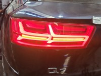 Lampa tył lewa AUDI Q7 II 4M HB Pekniety klosz. Zabrudzona od środka. Plamy EUROPA